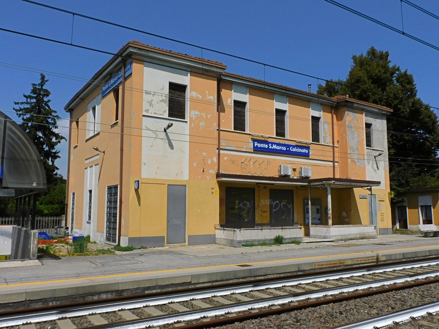 File:Stazione di Ponte San Marco Calcinato FV 20260812.jpg