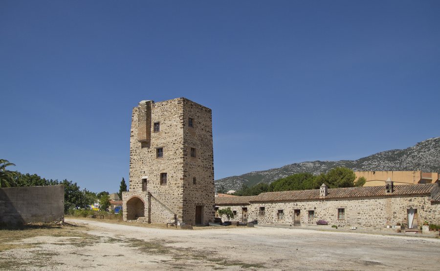 File:Torre Pisana, Orosei, Nuoro, Sardinia, Italy - panoramio.jpg