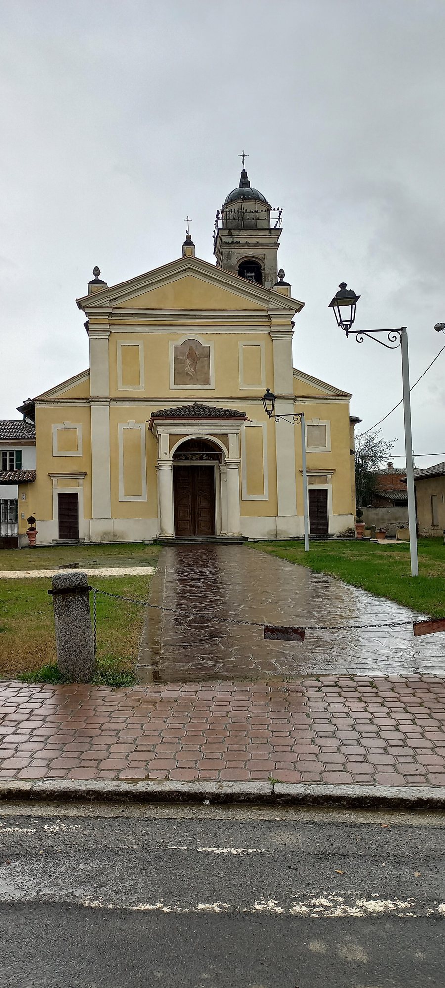 File:Chiesa di Badia Pavese.jpg