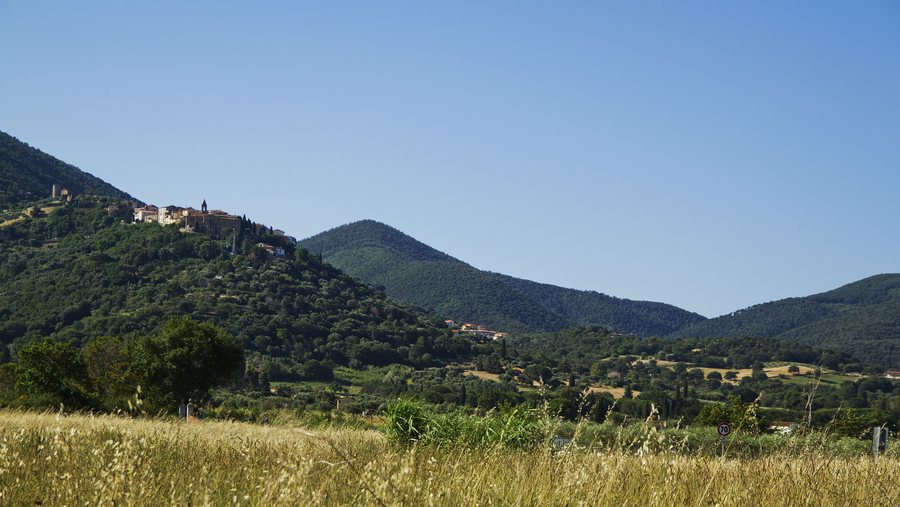File:58020 Scarlino, Province of Grosseto, Italy - panoramio.jpg