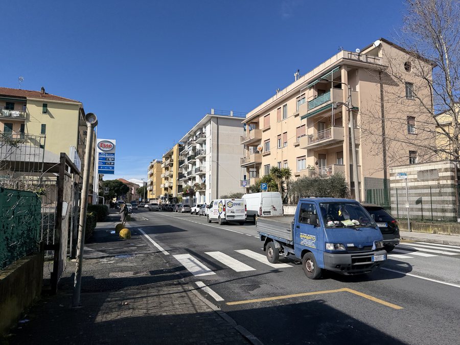 File:Via Vincenzo Fascie, Sestri Levante.jpg