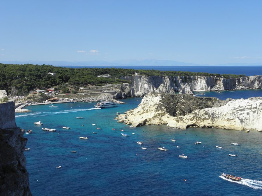 File:Isole Tremiti - San Nicola di Tremiti - panoramio (2).jpg