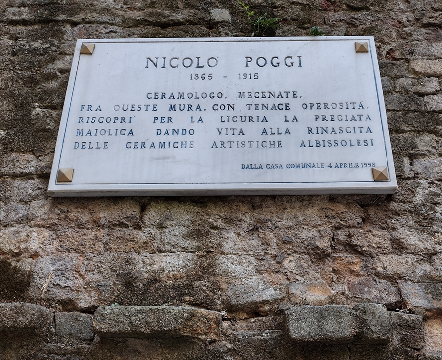 File:Albissola Marina lapide Nicolò Poggi.png