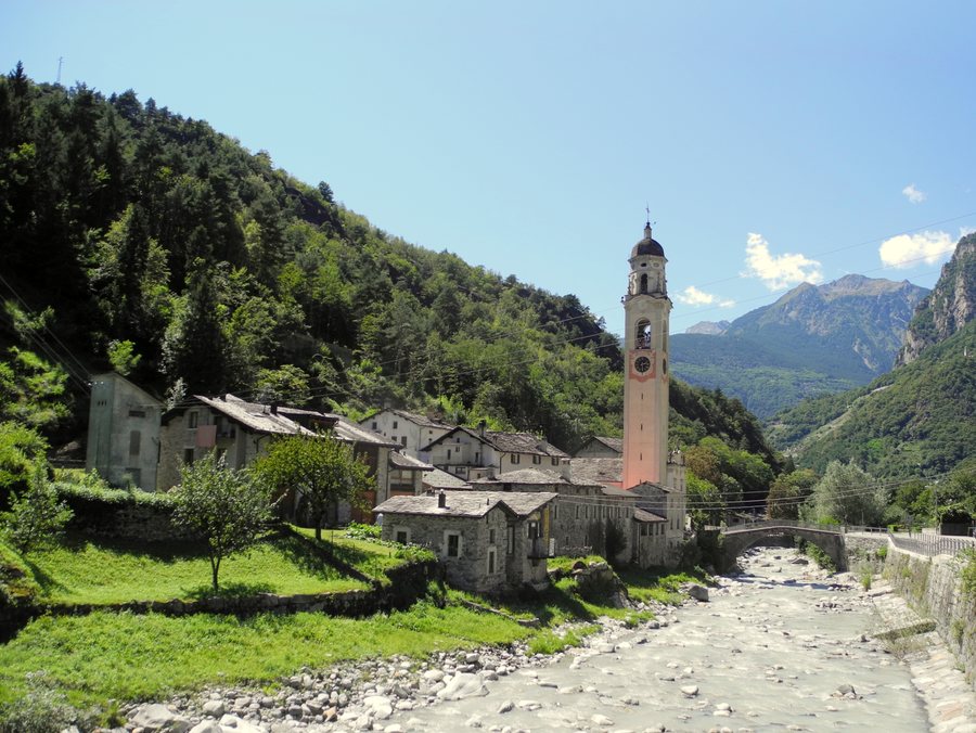 File:Prosto e Mera - panoramio.jpg