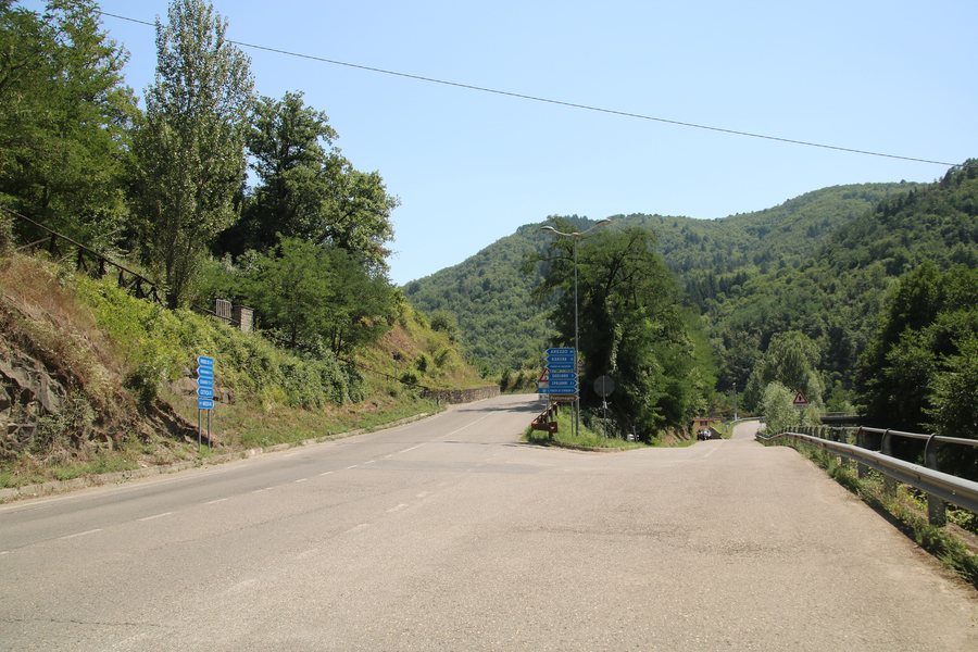 File:Via Ghibellina, Castel San Niccolò, Prato di Strada 01.jpg