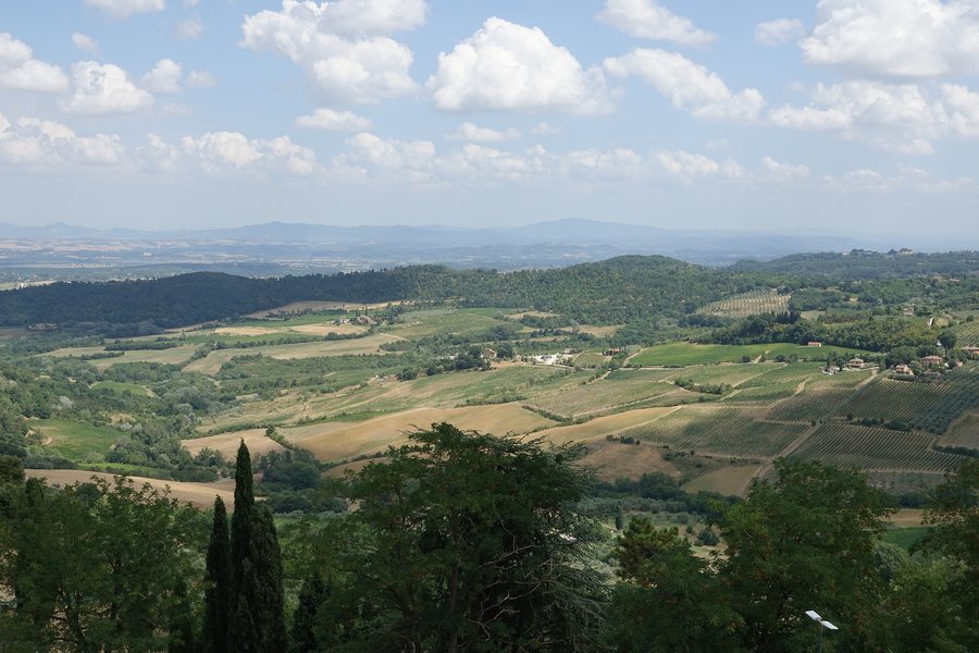 File:Paysage (Montepulciano).jpg