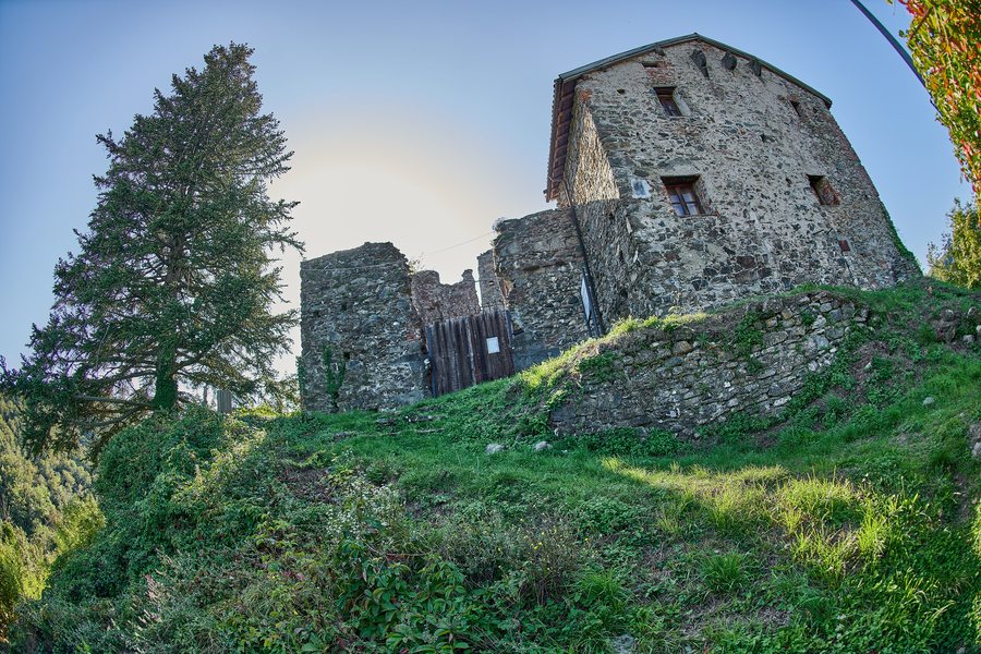 File:Ronco Scrivia - Castello di Borgo Fornari - 2023-09-28 11-56-40 001.jpg