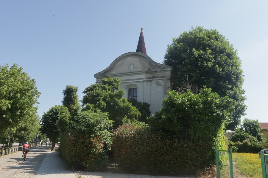 File:Morimondo Chiesa di San Bernardo.jpg