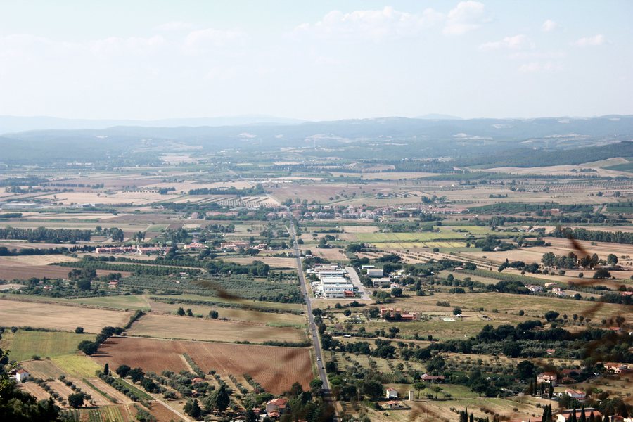 File:Scarlino Scalo panorama.JPG