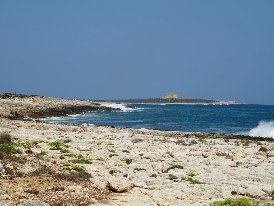 File:Portopalo di Capo Passero.jpg