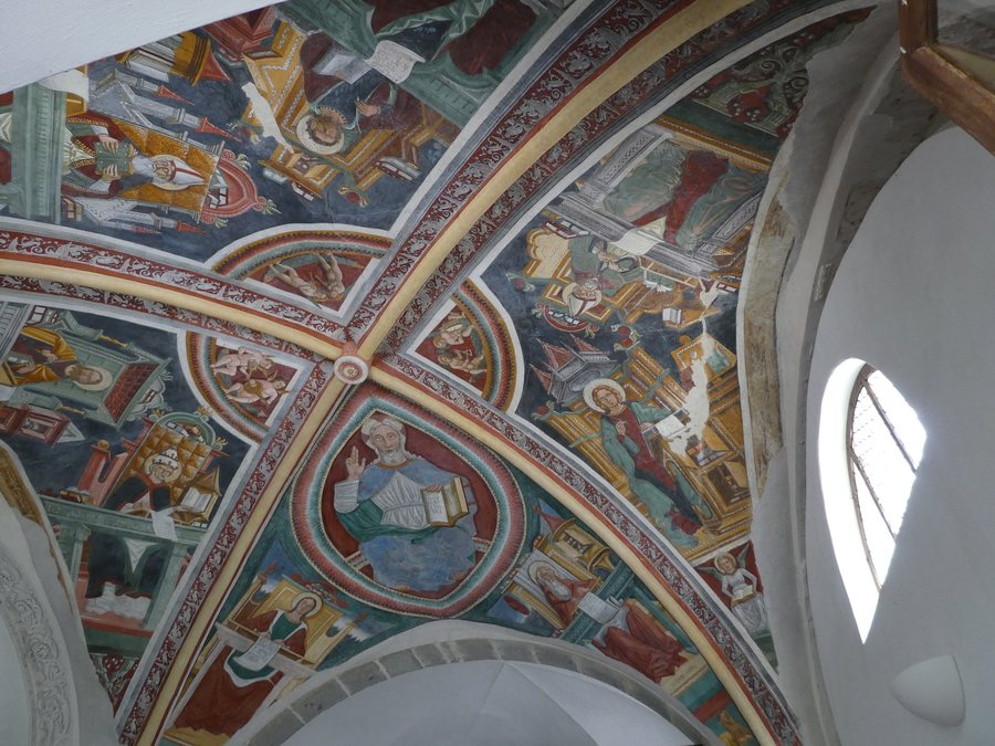 File:Ragoli, chiesa dei Santi Faustino e Giovita - Affreschi.jpg