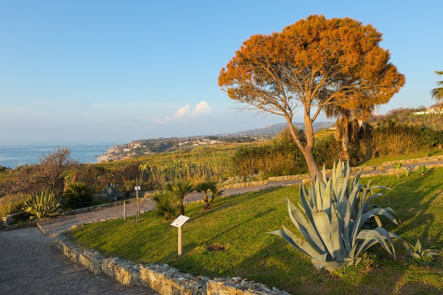 File:Ricadi - Capo Vaticano - 08.jpg