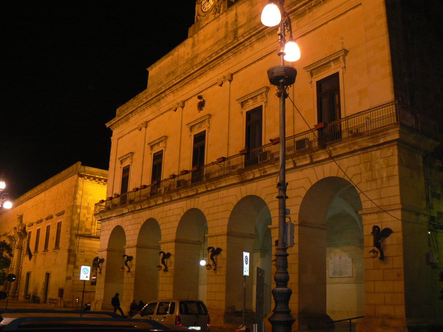 File:Centro Storico, 73024 Maglie LE, Italy - panoramio.jpg