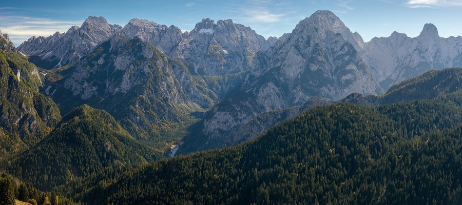 File:Carnic Alps from Danta di Cadore, Belluno, Veneto, Italy, 2025 October.jpg