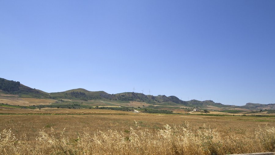 File:Camporeale, Monoreale, Palermo, Sicily, Italy - panoramio (1).jpg