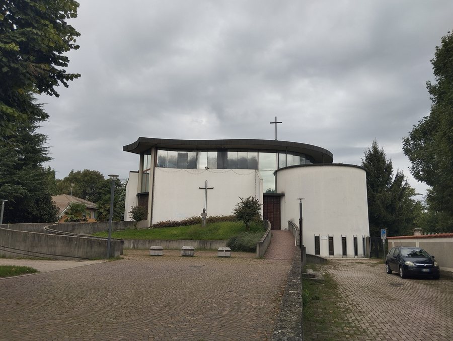 File:Chiesa Santi Pietro e Paolo (Pogliano Milanese).jpg
