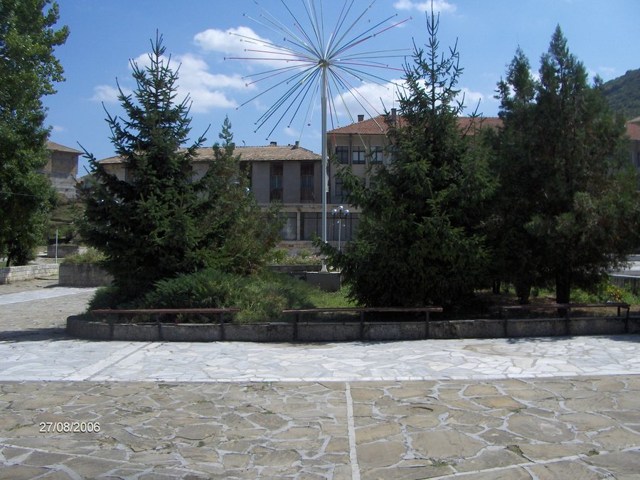 File:Opaka-Saedinenie-square.jpg