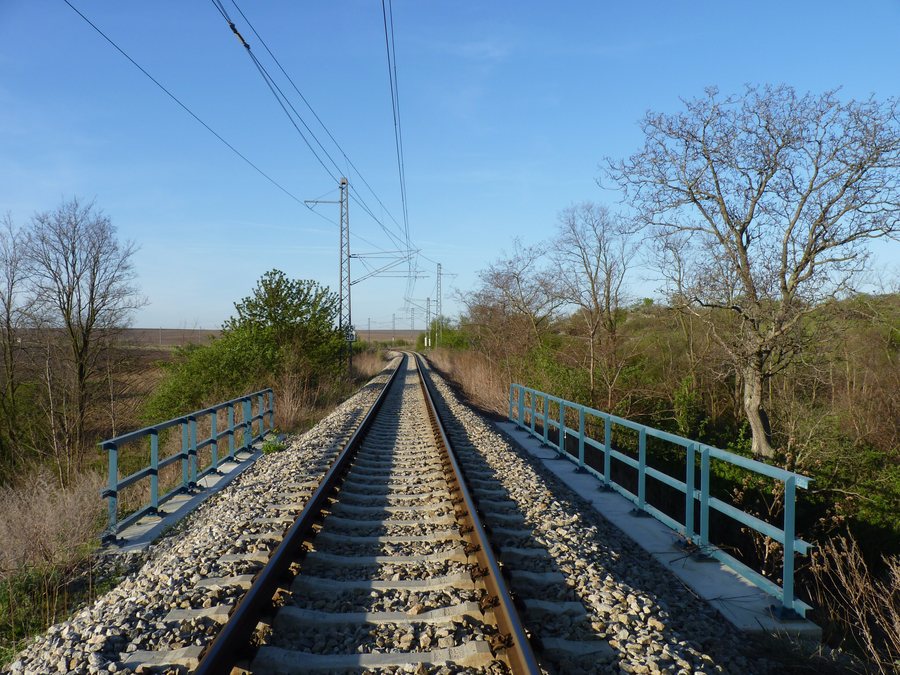 File:Nový Šaldorf-Sedlešovice, železnice (4).JPG