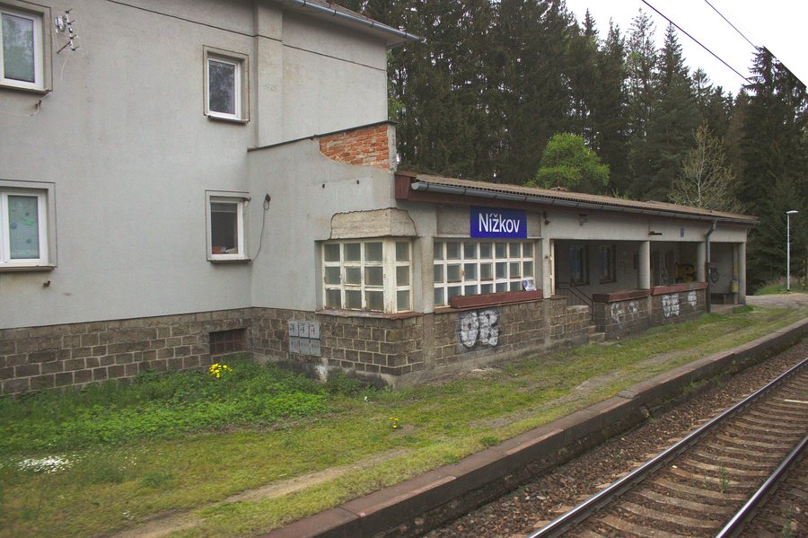 File:Nížkov, nádraží.jpg