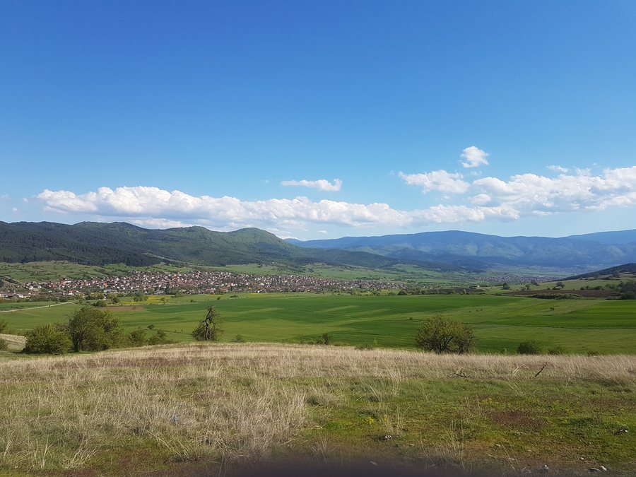 File:Dorkovo, Kostandovo and Rakitovo, Bulgaria.jpg