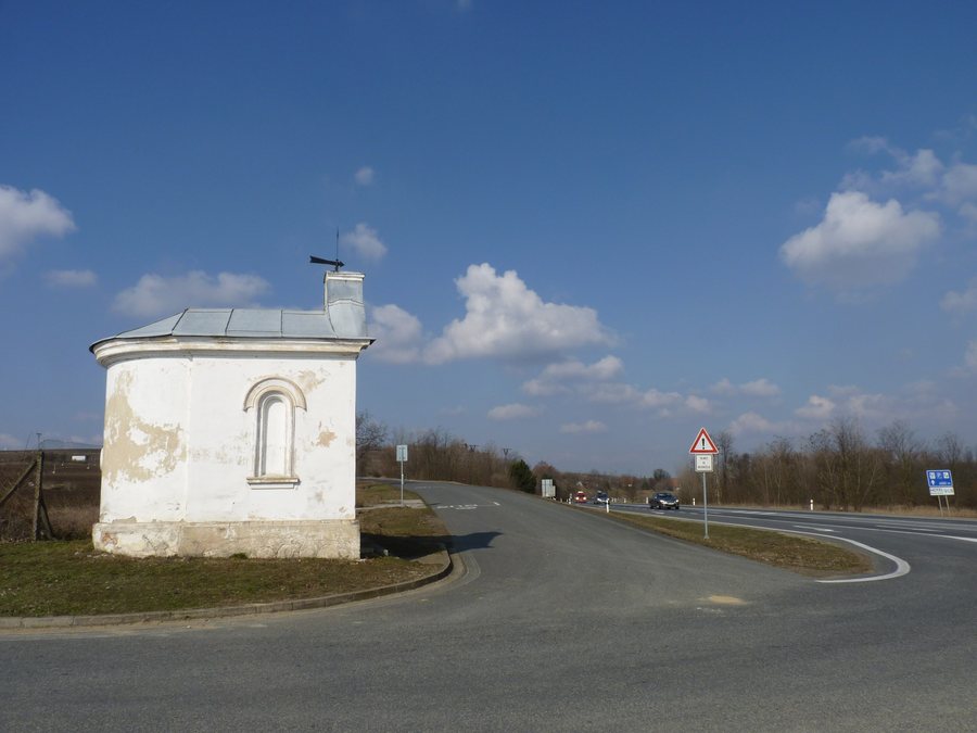 File:Pasohlávky, kaple u Nových Mlýnů (3).JPG