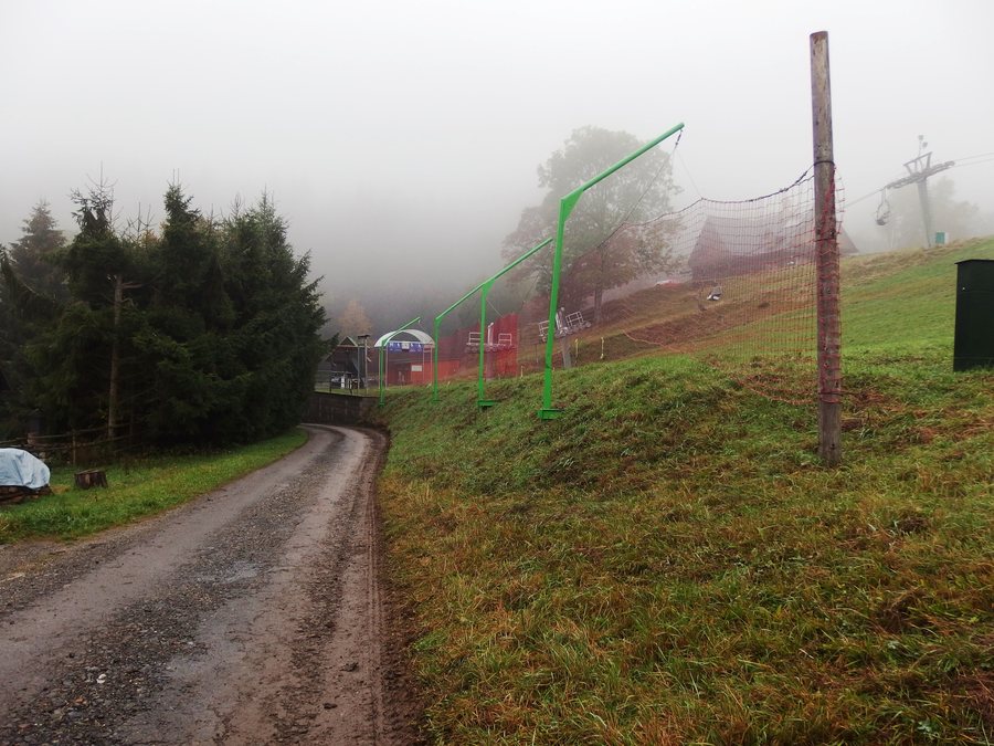 File:Velké Vrbno, pod sjezdovkou.jpg