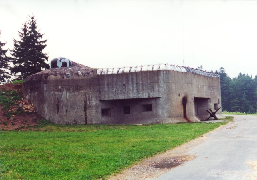 File:Rokytnice v Orlických horách, Panské Pole, R-S 74 (rok 2000).jpg