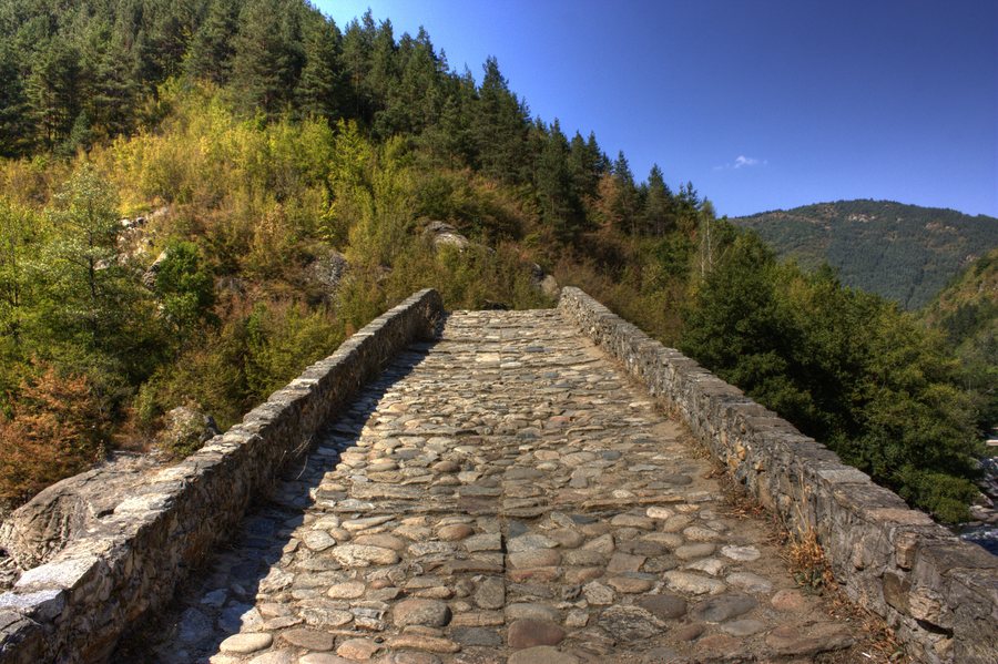 File:Dyavolski most, Ardino, Bulgaria-4.jpg