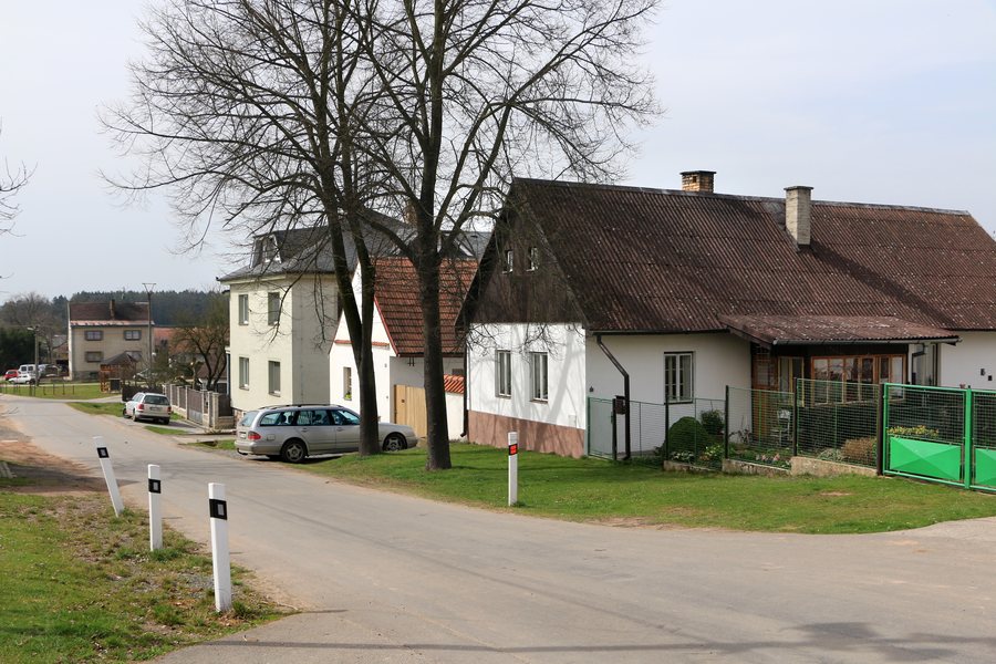 File:Nová Ves u Chýnova, house No 21.jpg