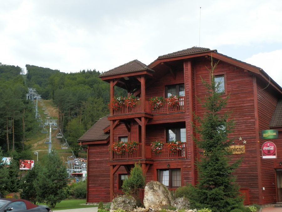 File:Valča, Slovakia - panoramio.jpg
