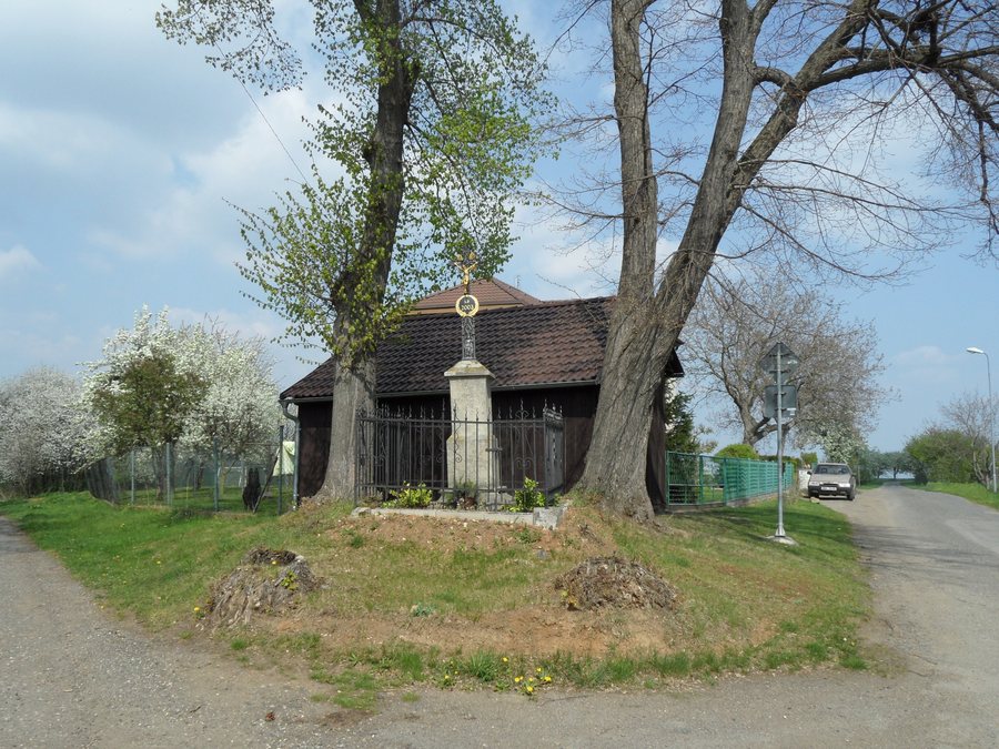 File:Chrast (Kresetice) A. Krizek.jpg