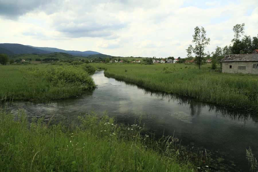 File:J32 055 Plaški, Dretulja.jpg