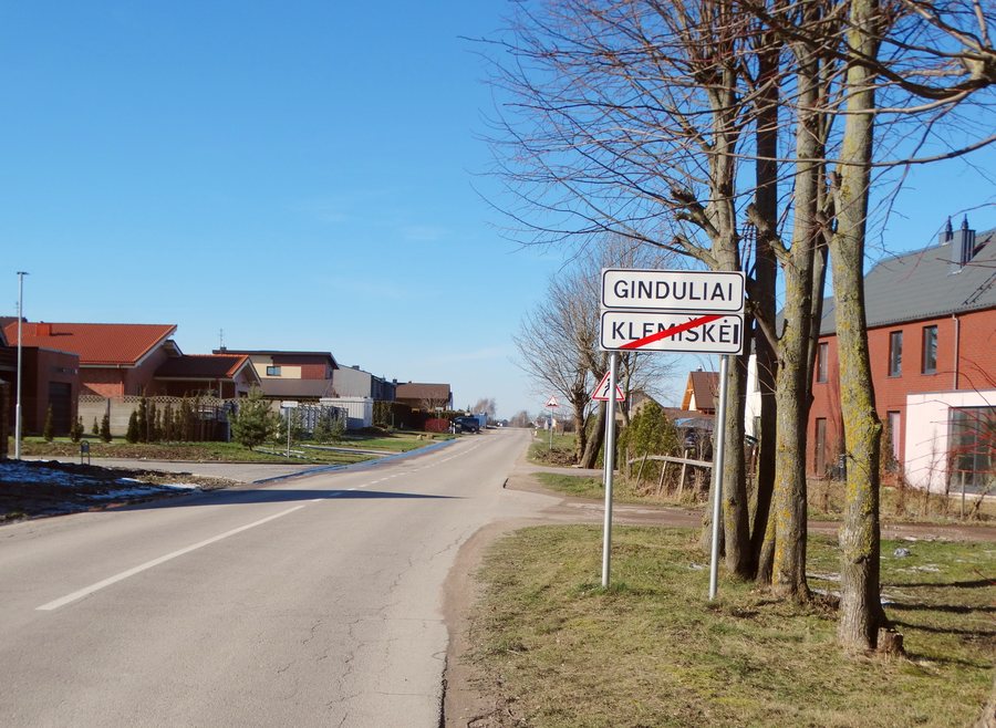 File:Ginduliai, ženklas.JPG