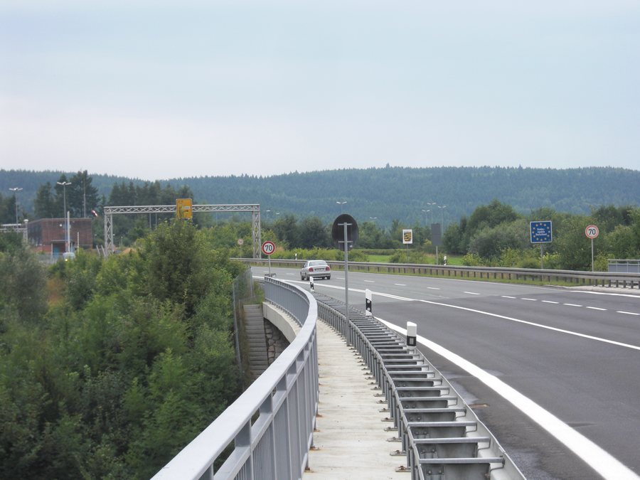 File:Schönberg Vojtanov Voitersreuth N 2008 a.jpg