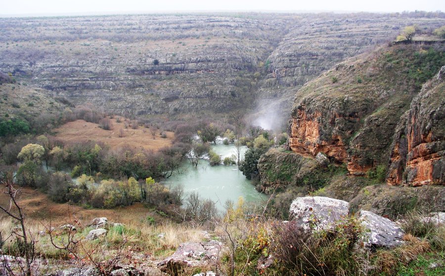 File:Manojlovac waterfall P1014887mod.jpg