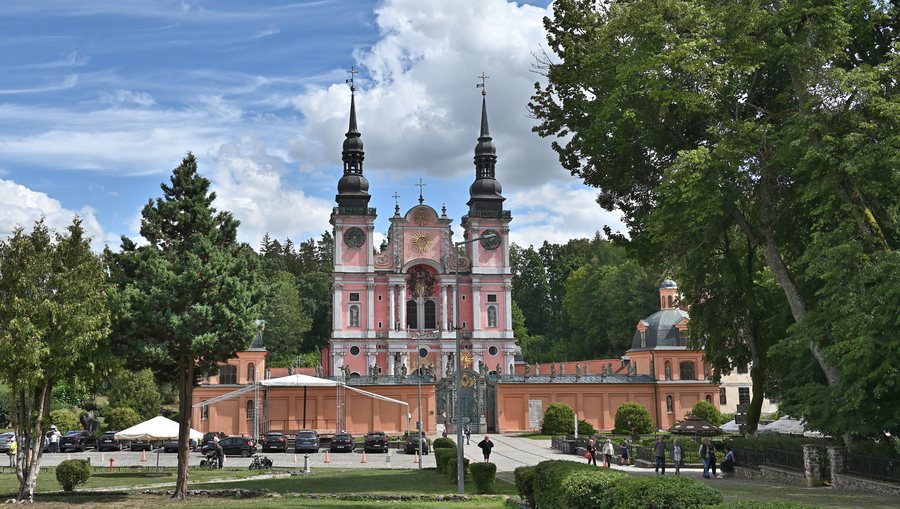 File:20230810 Wallfahrtskirche Święta Lipka (Heiligelinde).jpg
