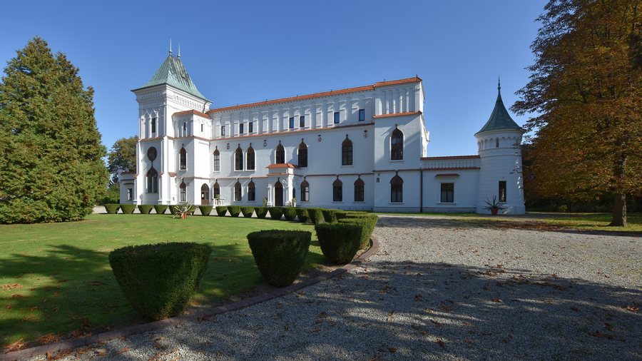 File:Przecław, zamek (HB2).jpg