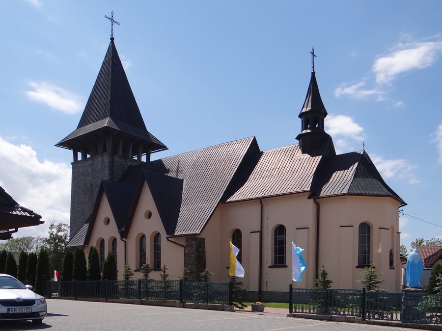 Maruszyna, kościół