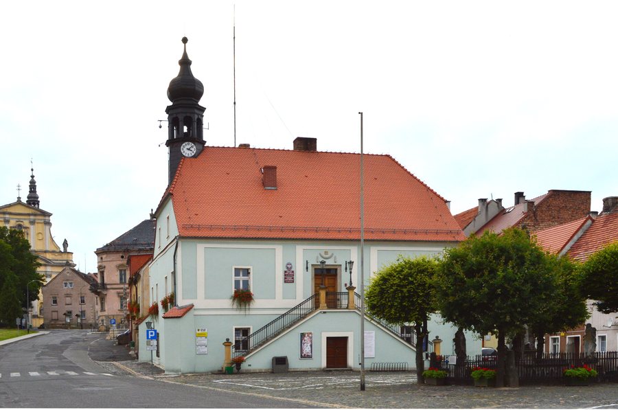 File:Lubomierz 01.jpg