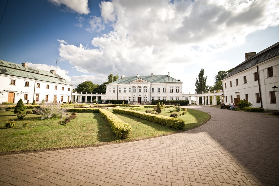 File:Pałac Jabłonowskich.jpg