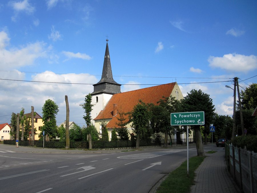 File:Świętajno - kościół katolicki (01).jpg