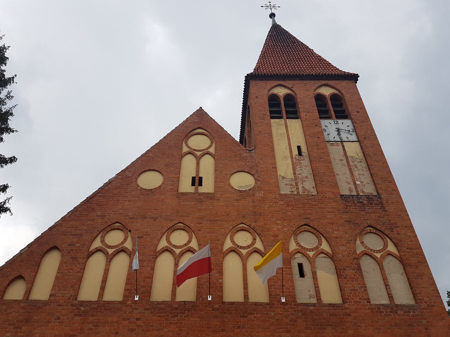 Our Lady of Perpetual Help church in Spychowo, 2016 II