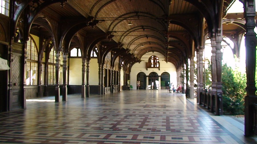 File:Szczawno zdrój (Bad Salzbrunn) (fot.09.2007).JPG