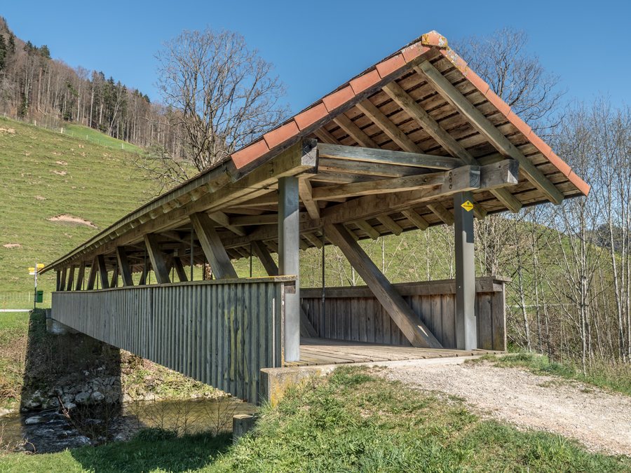 File:Steirisi Gedeckte Holzbrücke über den Necker, Mogelsberg SG - Brunnadern SG 20190420-jag9889.jpg