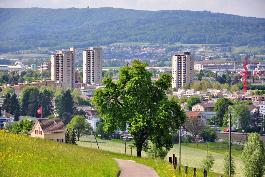 File:Regensdorf - Geissberg 20100523 16-09-00.JPG