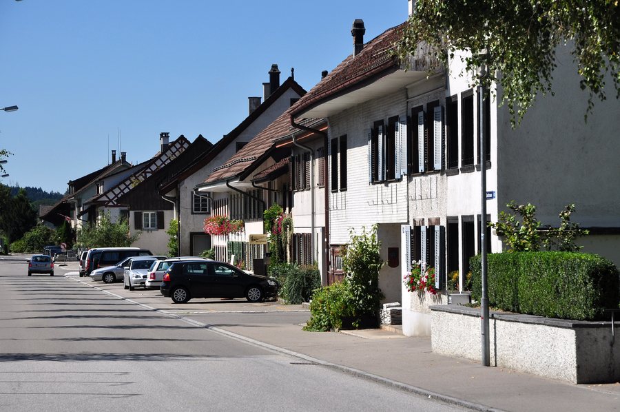 File:Wiesendangen - Dorfstrasse 2011-09-12 13-48-30.JPG