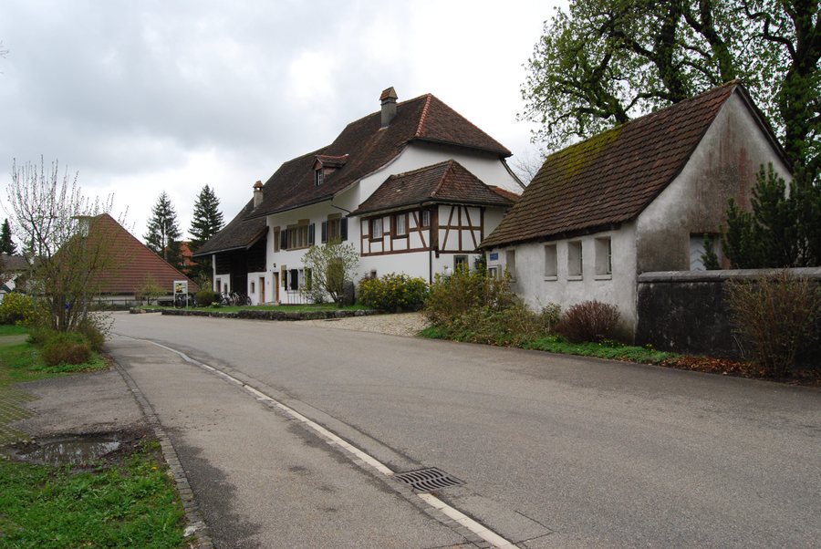 File:Kirchgemeindehaus niederbipp.jpg