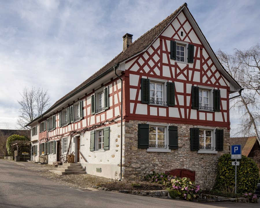 File:Dr. A. O. Fleisch-Strasse 1 in Mammern.jpg
