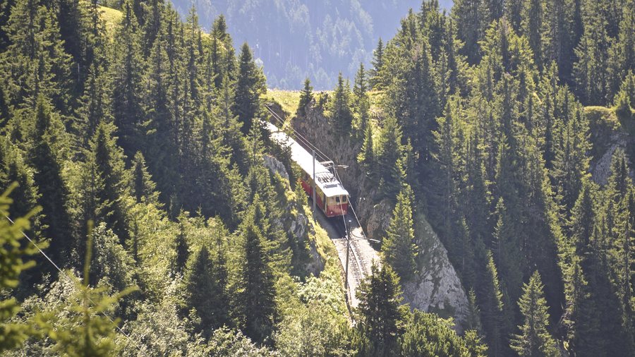 File:Gsteigwiler, Switzerland - panoramio.jpg