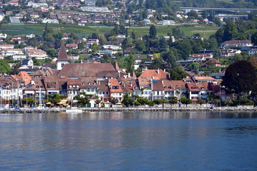File:Lutry (1).jpg